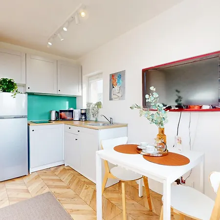 Greenline Location Center * Warsaw